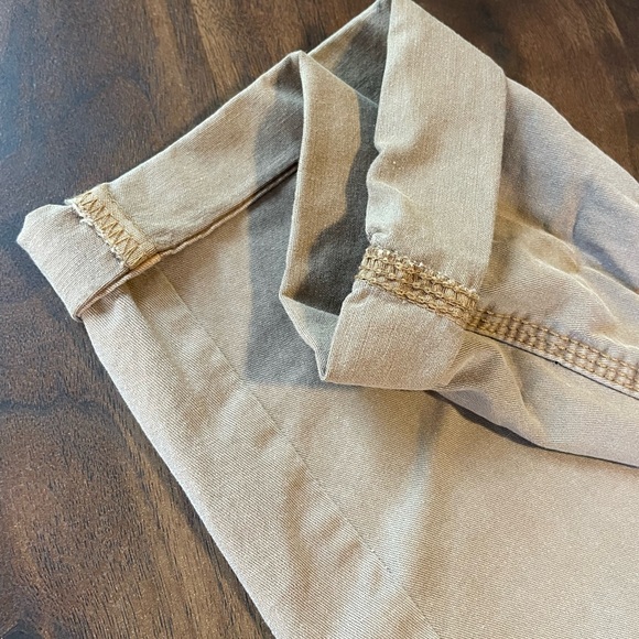 Sisal Old Navy Chino Pant NWT - Picture 4 of 5